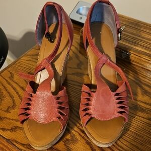 Banana Republic Pink Wedge Sandals with Lattice Design